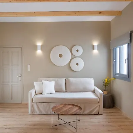 Olia Boutique * كارباثوس