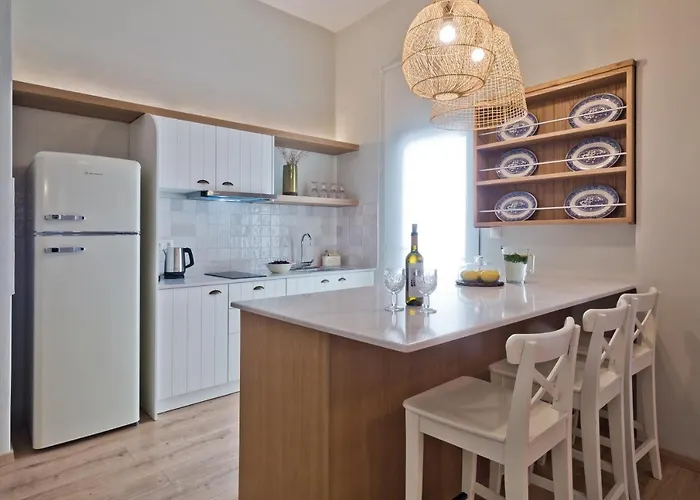 Olia Boutique 카르파토스